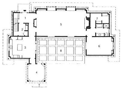 Frank Lloyd Wright house plan with rich centers: the rooms are intense as centers, and they make the house intense as a single center too.