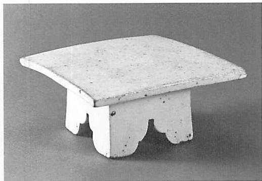 The beautiful shape of the teapot stand