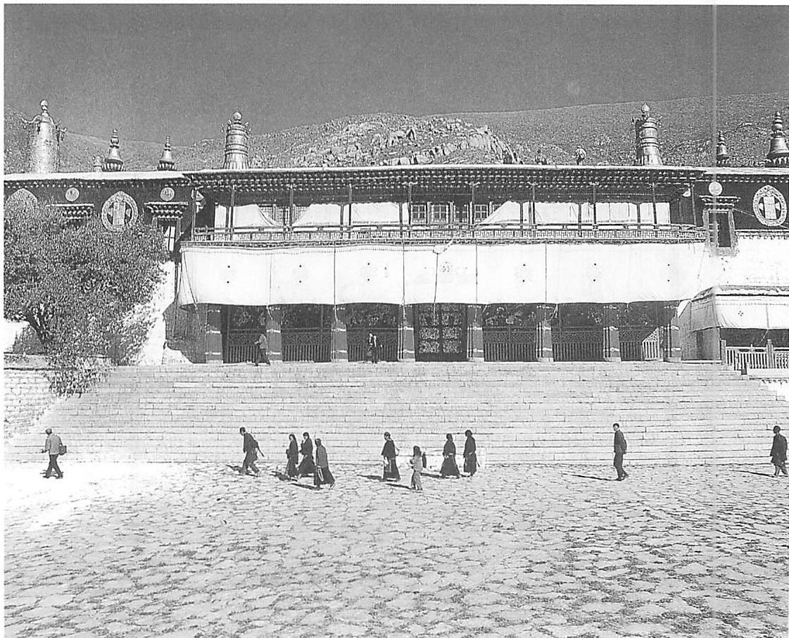 Void in the space in front of the Potala, Tibet