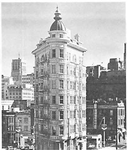 A corner building: San Francisco, Flatiron