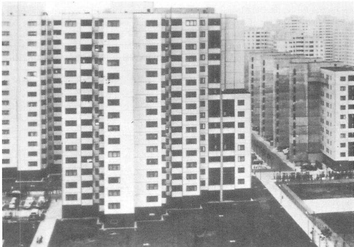 Here the buildings do not respond to one another, each part fails to grow out of its context, instead we have atomic assemblies, conceived conceptually, in isolation. Although the designer would argue that there is an over-riding design scheme, which relates the buildings to one another, it is superficial. The larger windows, visible in three nearly identical locations, do not grow naturally out of a circumstance that existed in the unfolding process; rather they reflect the designers attempt to compensate for a lack of true living structure, with a designed image that looks like the real thing, but is not. Its falseness is very easily visible.