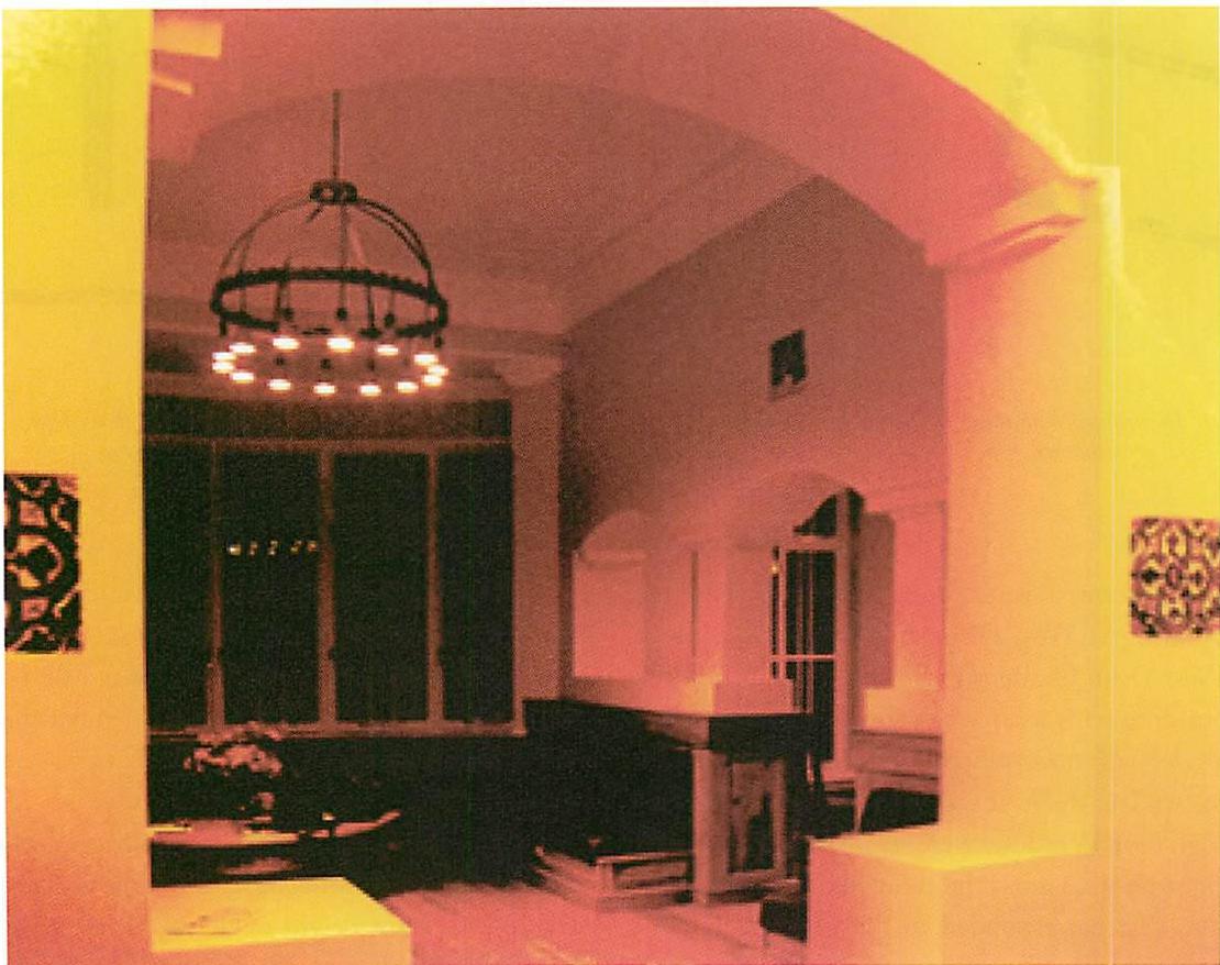 The emerging order of the West Dean structure and its massive walls