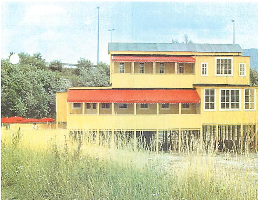 The Linz Café, Austria, exterior view, 1981.