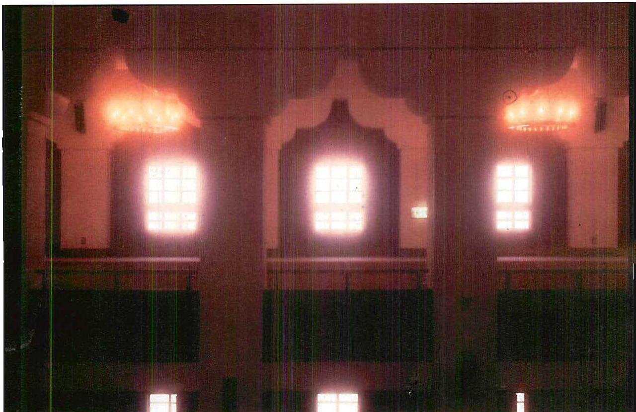 Further views of luminous plaster on the interior columns and capitals of the Great Hall, first state of completion, 1985. In this picture and in the picture opposite we see that this interior is replete with