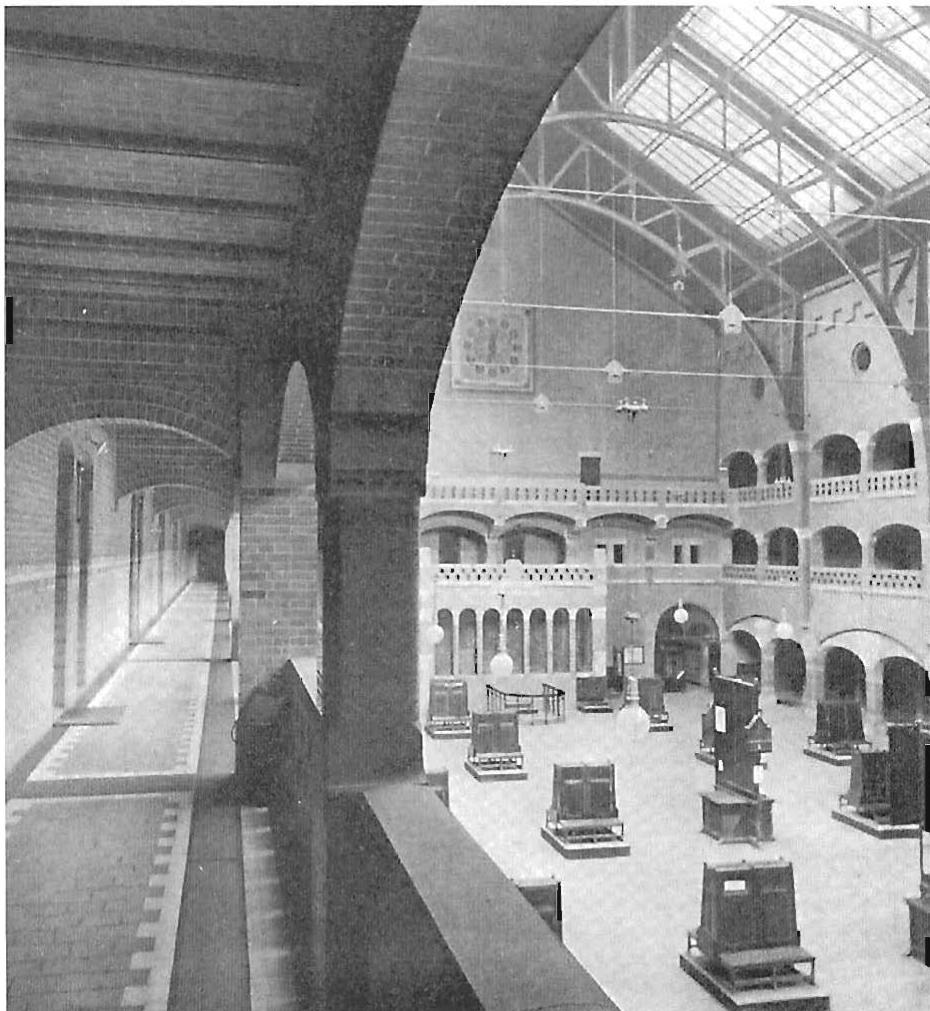 H. P. Berlage, The Stock Exchange, Amsterdam, 1897–1909.