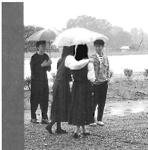 Students enjoying the Eishin gardens in the rain. After the ducks and other touches were brought in (or made) by different people from the school, it seemed to become very easy and very natural for students to be comfortable, at ease with themselves.