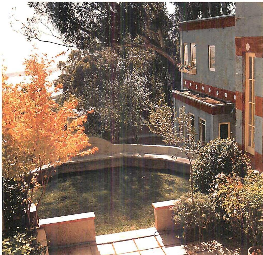 Terrace of the Sala House, Berkeley, California. Christopher Alexander, 1983