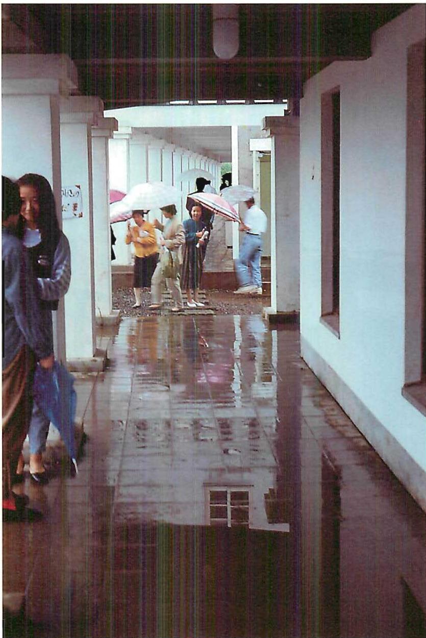 Arcades of the college buildings. The strongest centers are: the boys of the columns, the proportion of the cross section, and the break in the arcade, the columns themselves. Each is formed to be a powerful center with its own life. Eishin school and campus. Christopher Alexander and Hajo Neis, 1987.