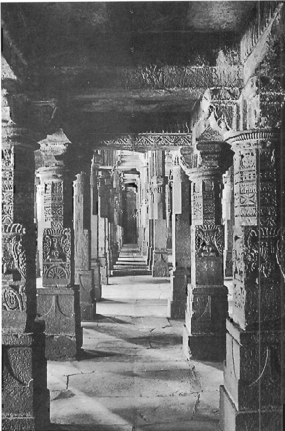Ahmedabad, Ahmad Shah's mosque, interior, 1414