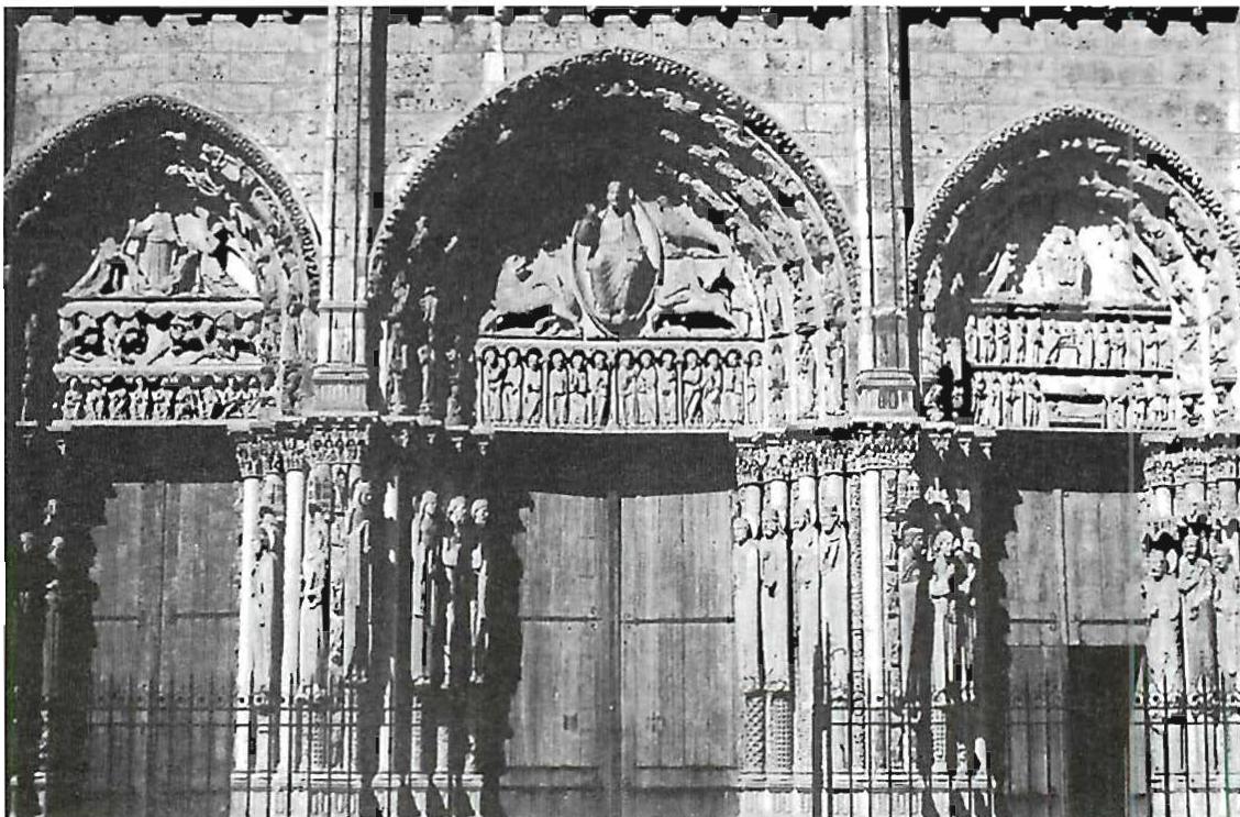 The main doors as beings too: and each of these doors is also made of beings, literally, dozens upon dozens of human beings, forming the doorway, bringing it to life in an almost literal, though symbolic and geometric, sense.