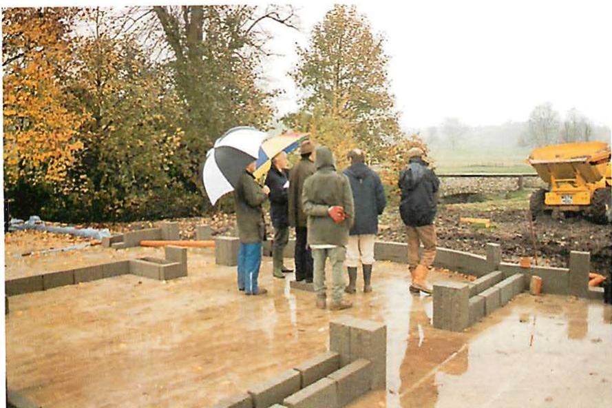 Standing on the open slab, one could already feel the character of a bay window, looking towards the view. On page 127, one sees the later development of this window as it slowly took shape.